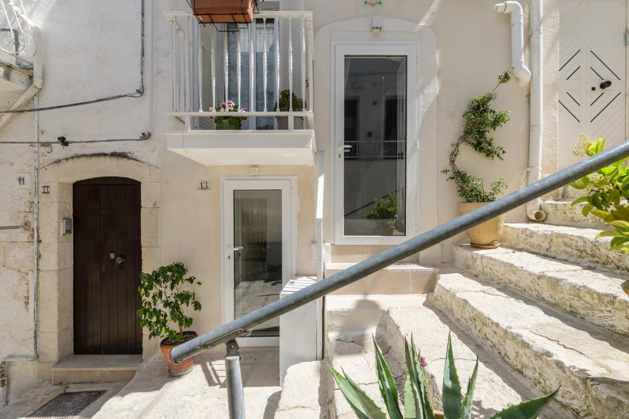Апартаменти Stairway With Jacuzzi By Wonderful Italy Остуні Екстер'єр фото