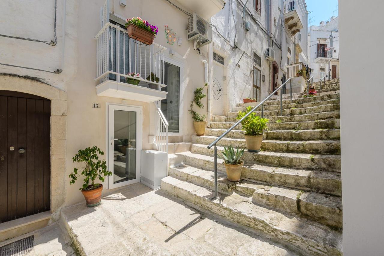 Апартаменти Stairway With Jacuzzi By Wonderful Italy Остуні Екстер'єр фото